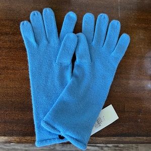 Gorgeous Blue soft knit gloves with extended wrist. NWT.